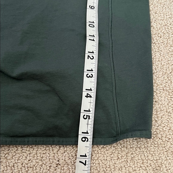 Lululemon Tie V-Back Tank NWOT - Picture 8 of 8